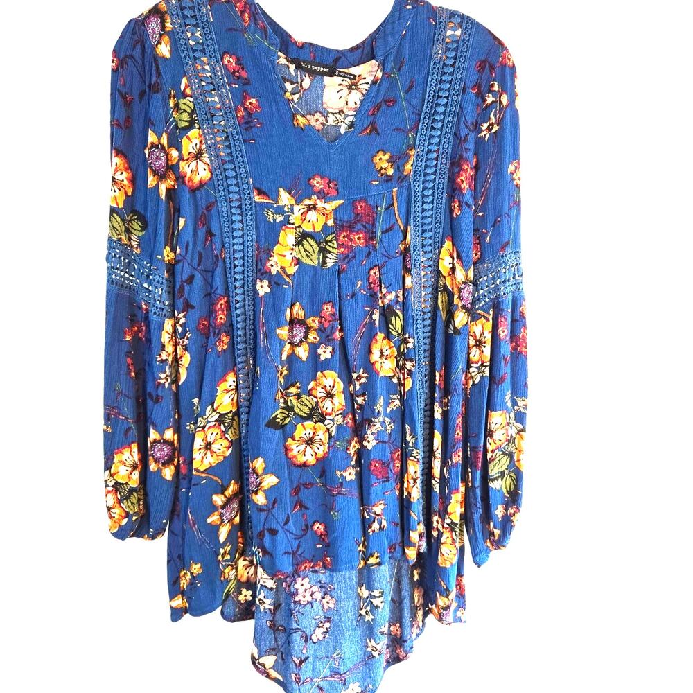 Blu Pepper Women's Shirt Small S Blue Top Blouse Misses Sz 4 6